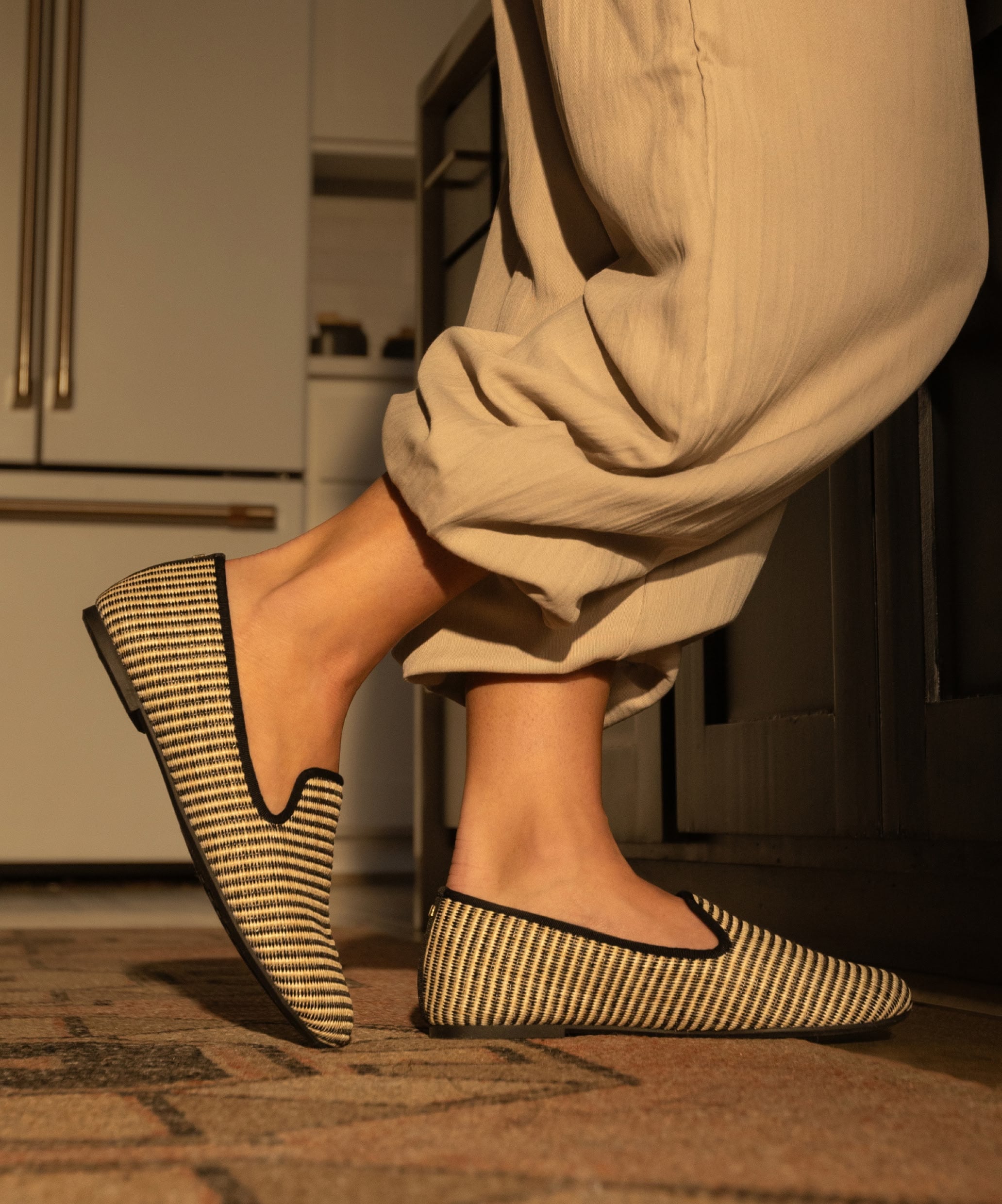 The Starling - Black/Off White Two Tone Raffia - Image 2